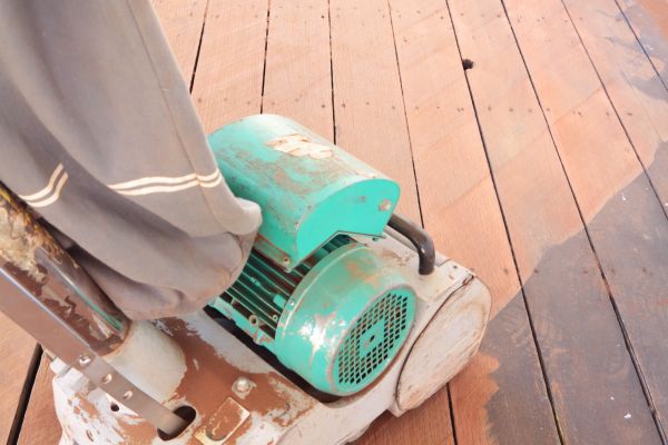Cost of Cedar Deck Sanding in Auburn